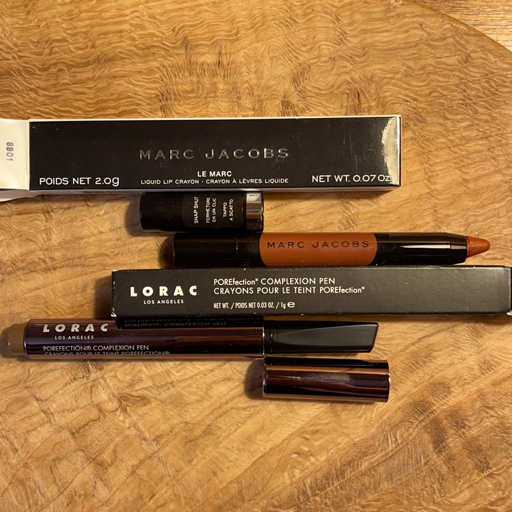 Set of Lorac contour pen & Marc Jacobs lip crayon